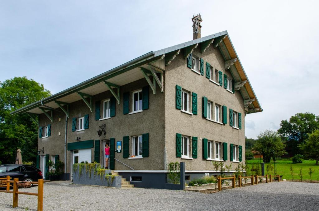 Amodo Lodge (Saint-Paul-en-Chablais) 