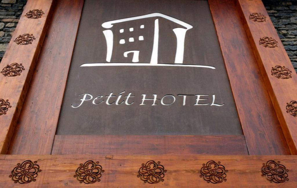 Petit Hotel