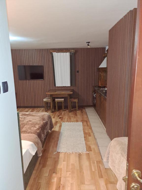 Rooms and apartmants Mirovic