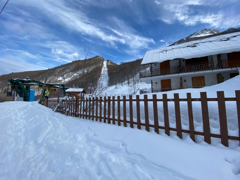 La Baita Limone Riserva Bianca Ski-in Ski-out Seggiovia Morel 1